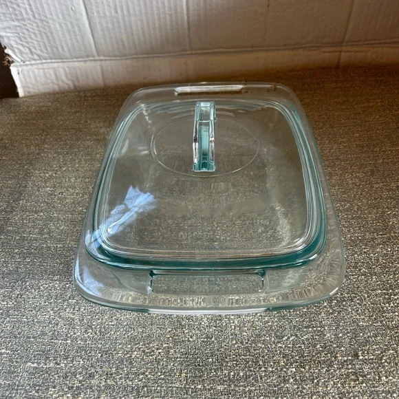 Pyrex - Picture 4 of 12